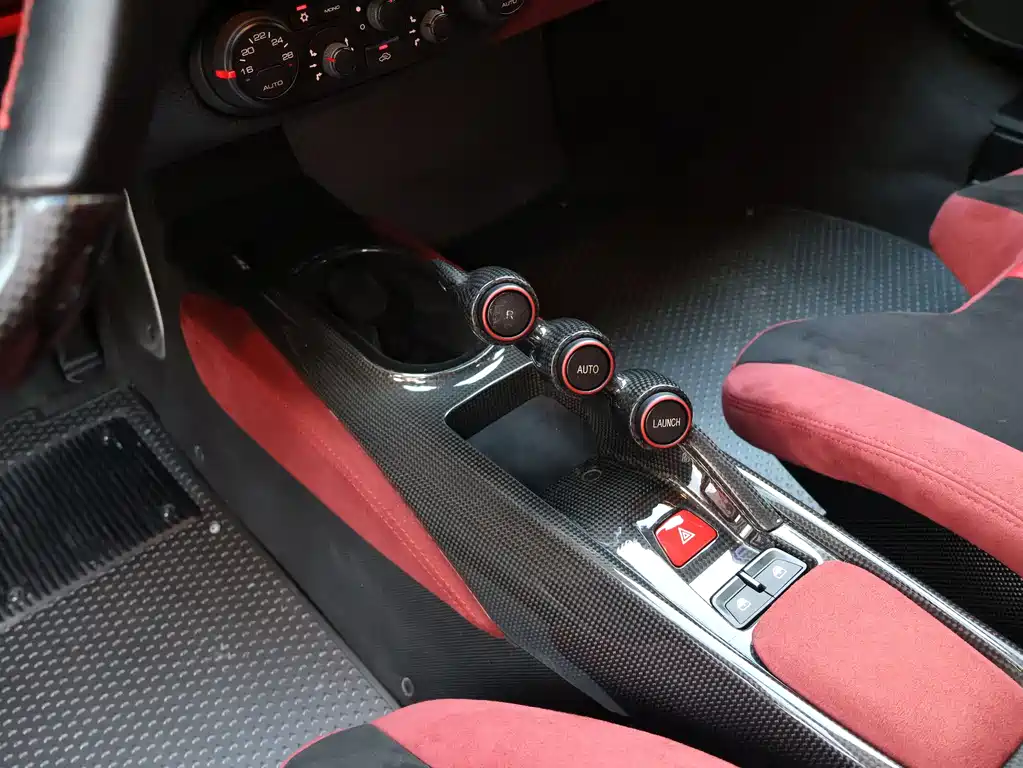 Ferrari 488 488 Pista