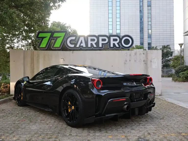 Ferrari 488 488 Pista
