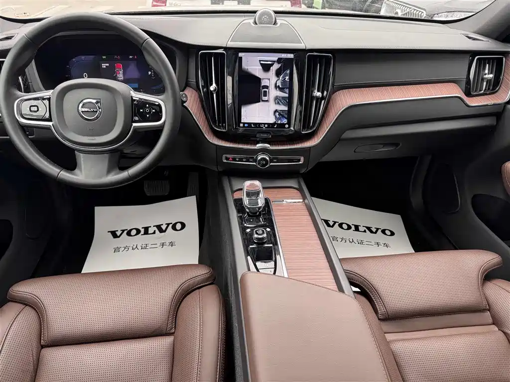 Volvo XC60 PHEV PHEV Hybrid Long Range 4 WD Smart Grace Luxury