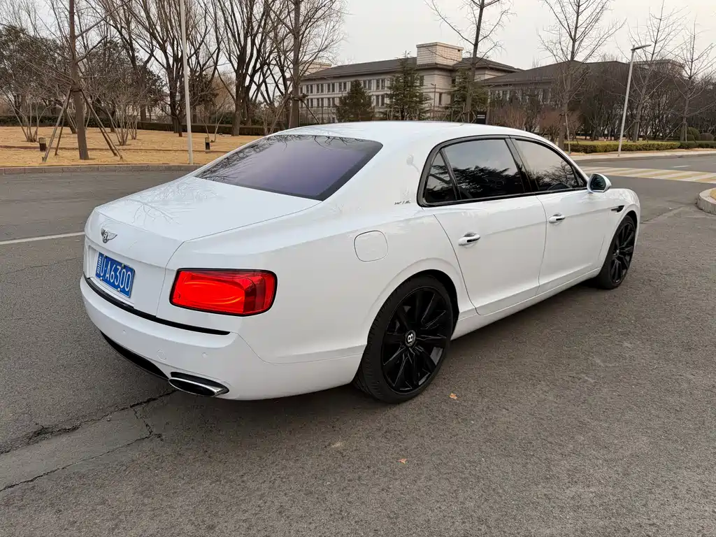 Flying Spur 6.0 T W12 Distinguished