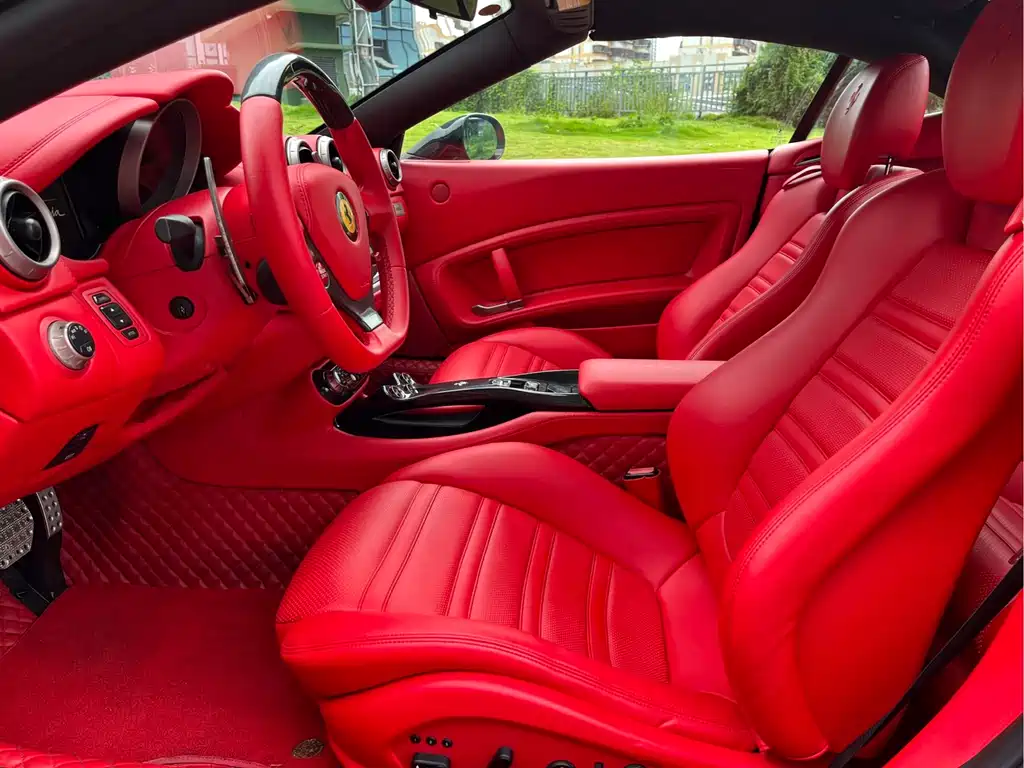 California T 4.3 L Standard