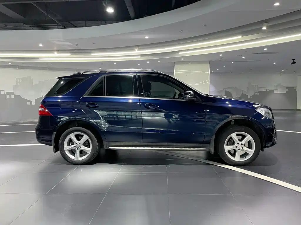 Mercedes-Benz M-Class ML 400 4 MATIC Dynamic