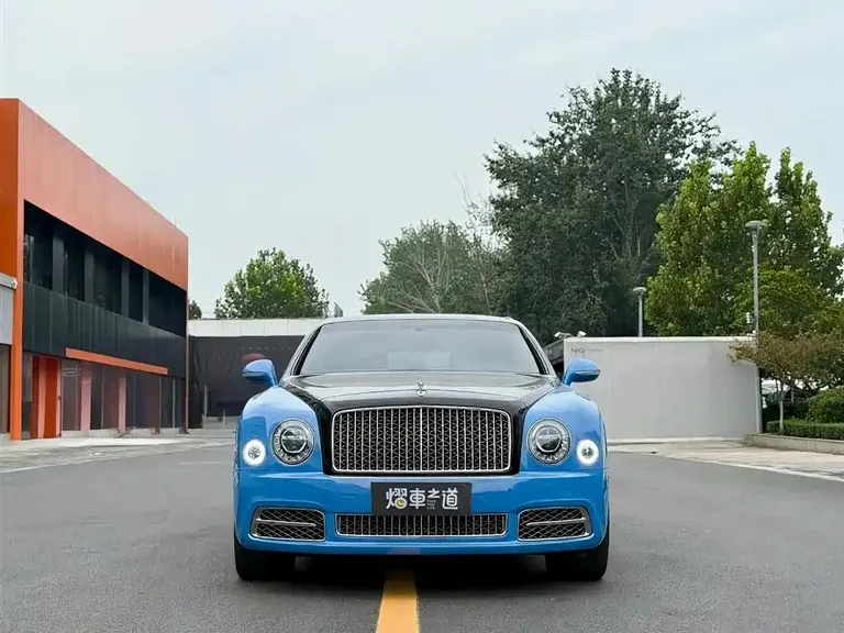Bentley Mulsanne 6.8 T LWB Range
