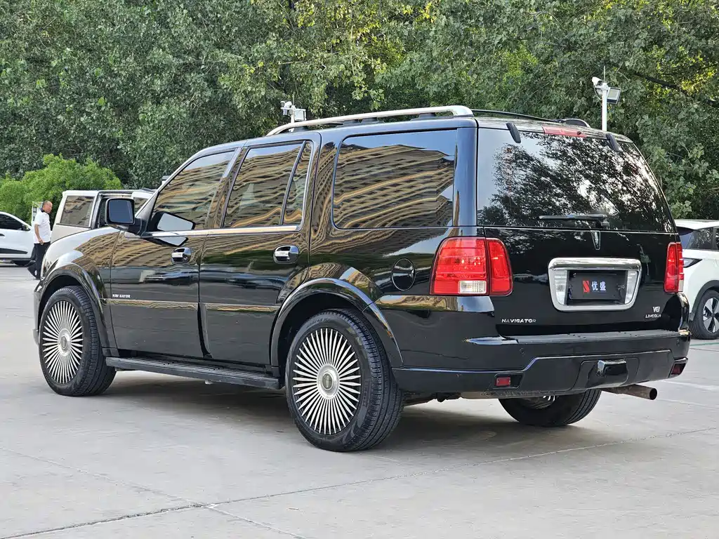 Navigator 5.4 L