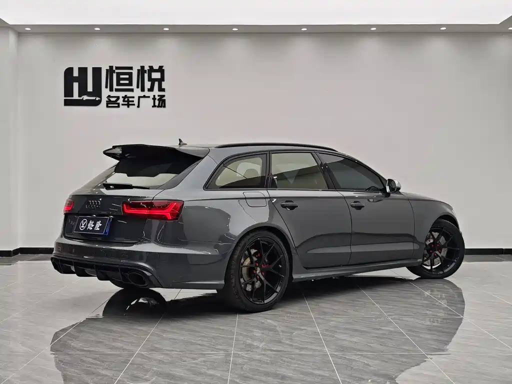 Audi RS 6 RS 6 4.0 T Avant