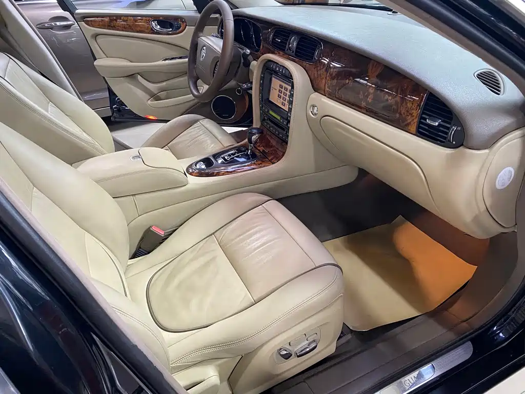 Jaguar XJ XJ6 L 3.0 Royal Extended
