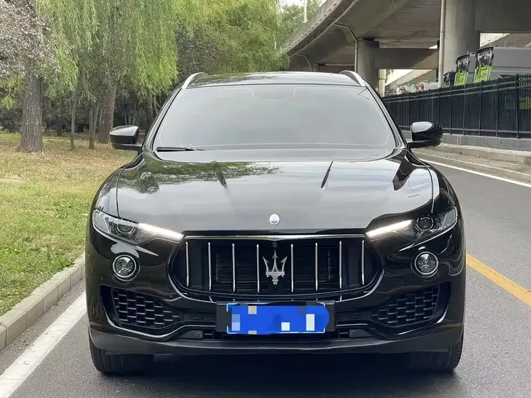 Maserati Levante 3.0 T Standard CN-V