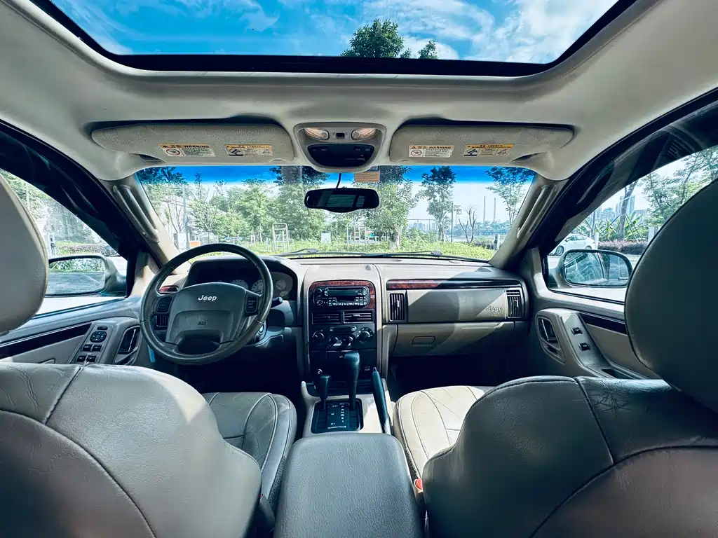 Grand Cherokee 4000 Luxury