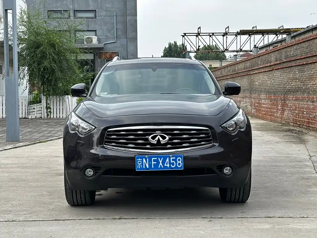 Infiniti FX FX35 Standard