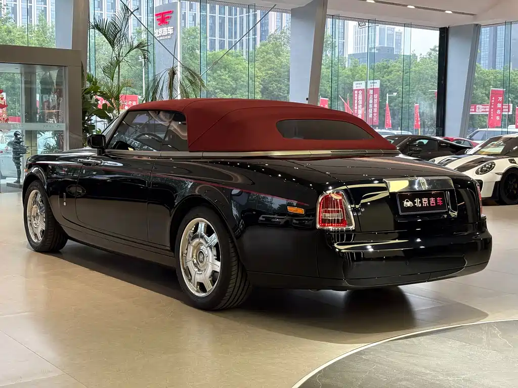 Phantom 6.7 L Softtop Convertible