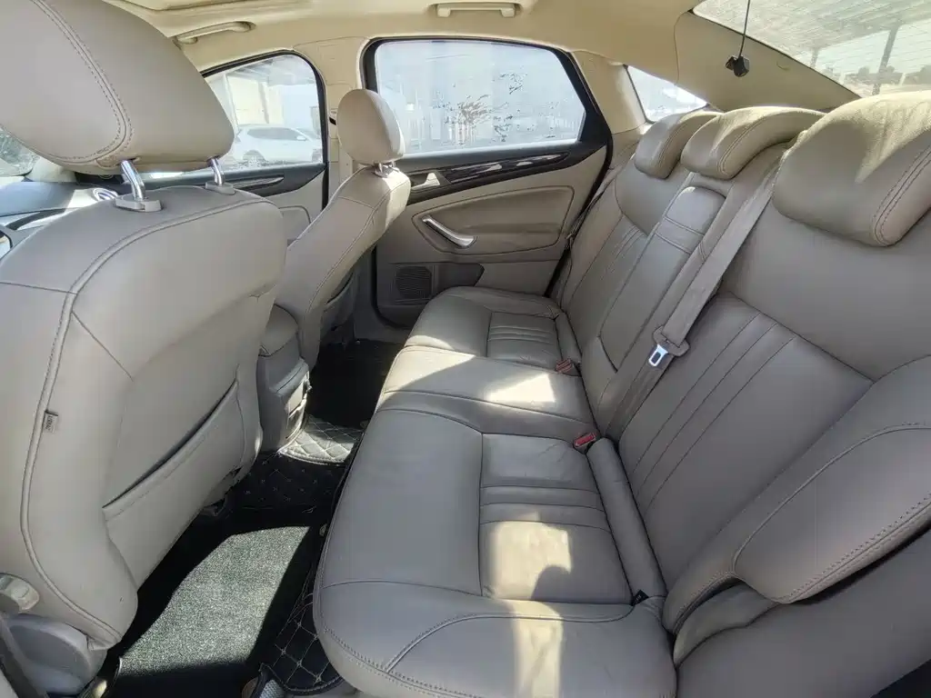 Mondeo (Zhisheng) 2.3 L Luxury