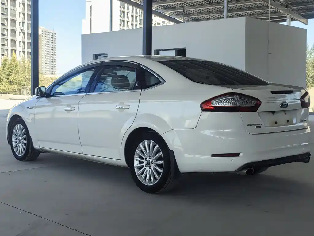 Mondeo (Zhisheng) 2.3 L Luxury