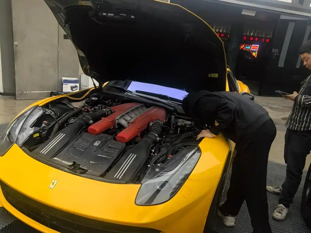 F12 berlinetta 6.3 L Standard
