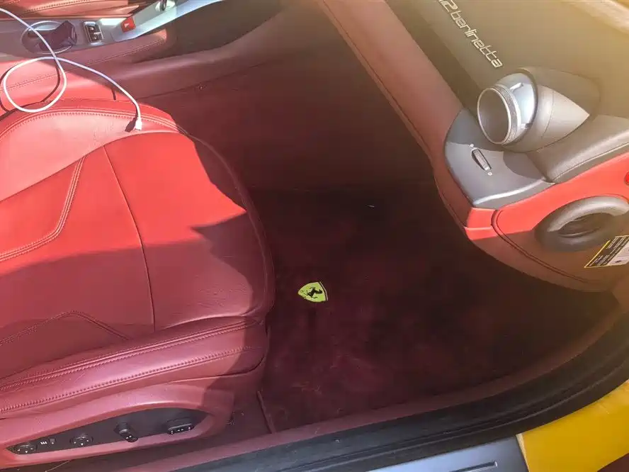 F12 berlinetta 6.3 L Standard