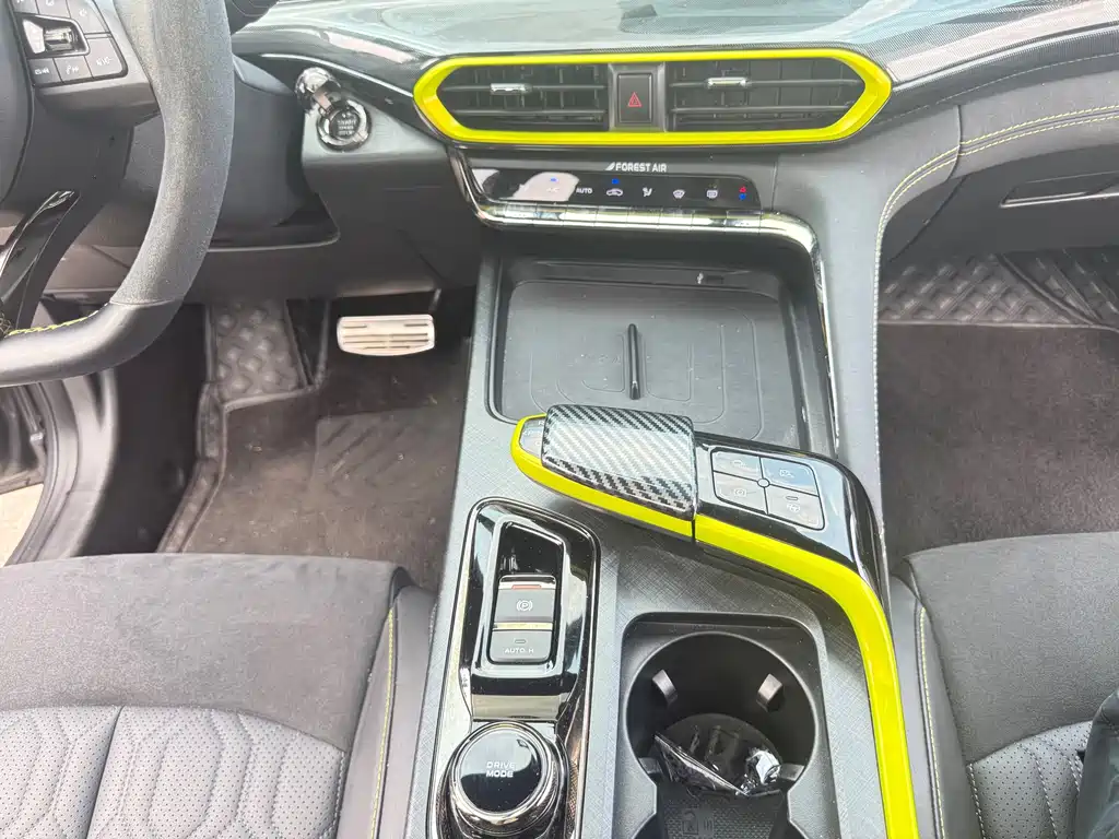 Changan UNI-T 1.5 T Sport Flagship