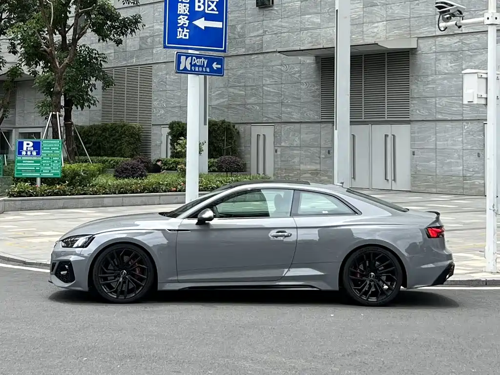 Audi RS 5 RS 5 2.9 T Coupe Obsidian