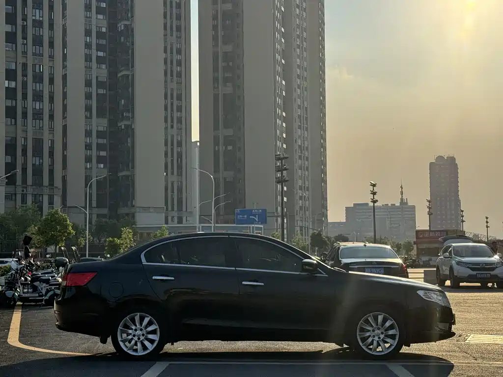 Trumpchi GA5 1.8 L Auto Distinguished