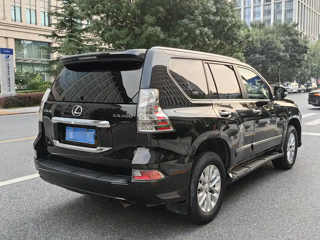 Lexus GX 400 Luxury