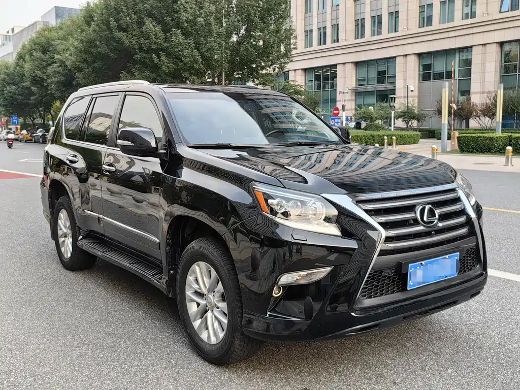 Lexus GX 400 Luxury