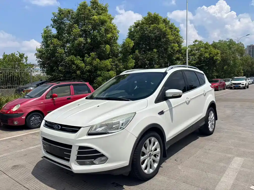 Kuga 1.5 L GTDi 2 WD Style