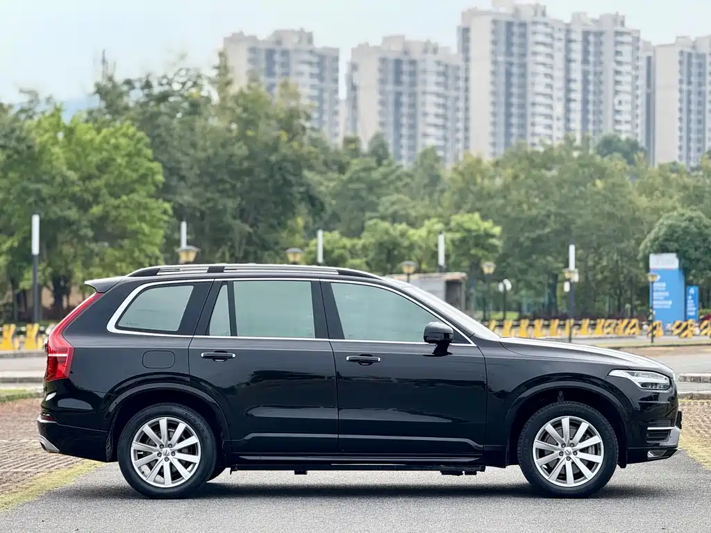 Volvo XC90 T5 Smart Ease 7-seat