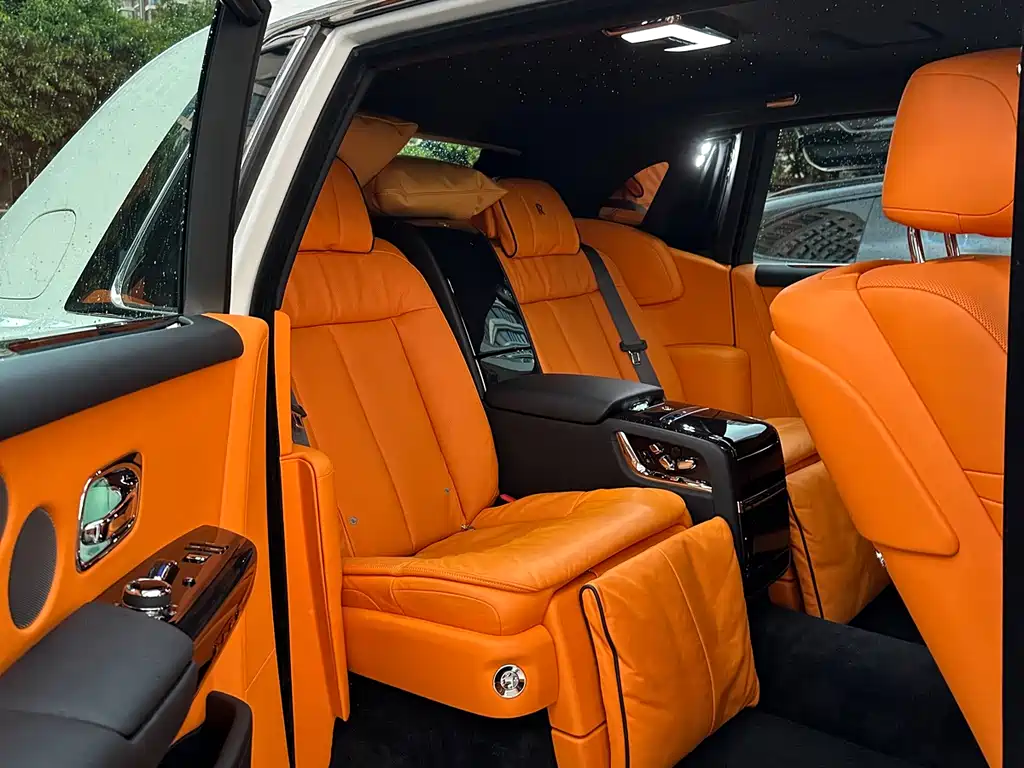 Phantom 6.7 T LWB Range