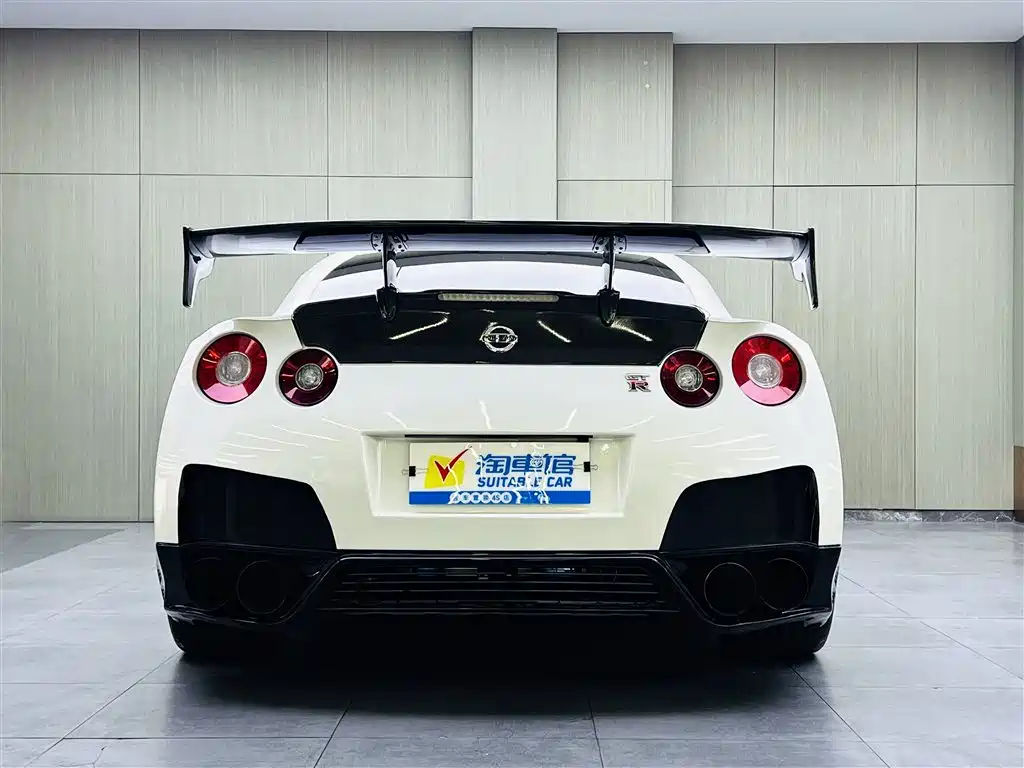 Nissan GT-R 3.8 T Premium Edition