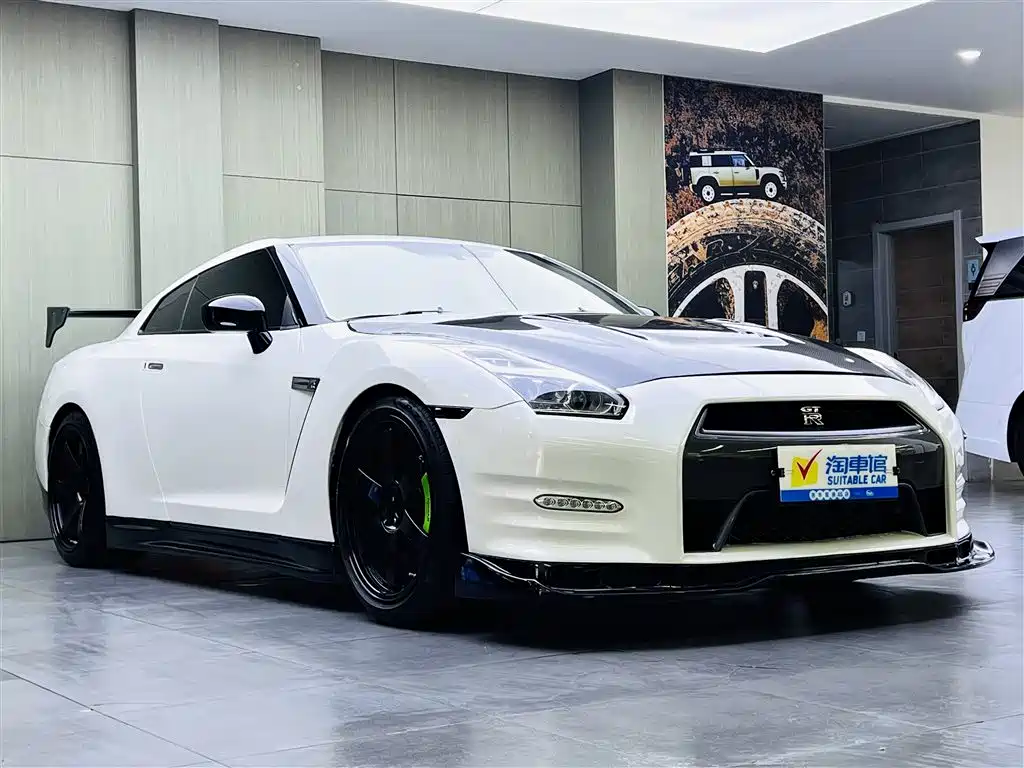 Nissan GT-R 3.8 T Premium Edition