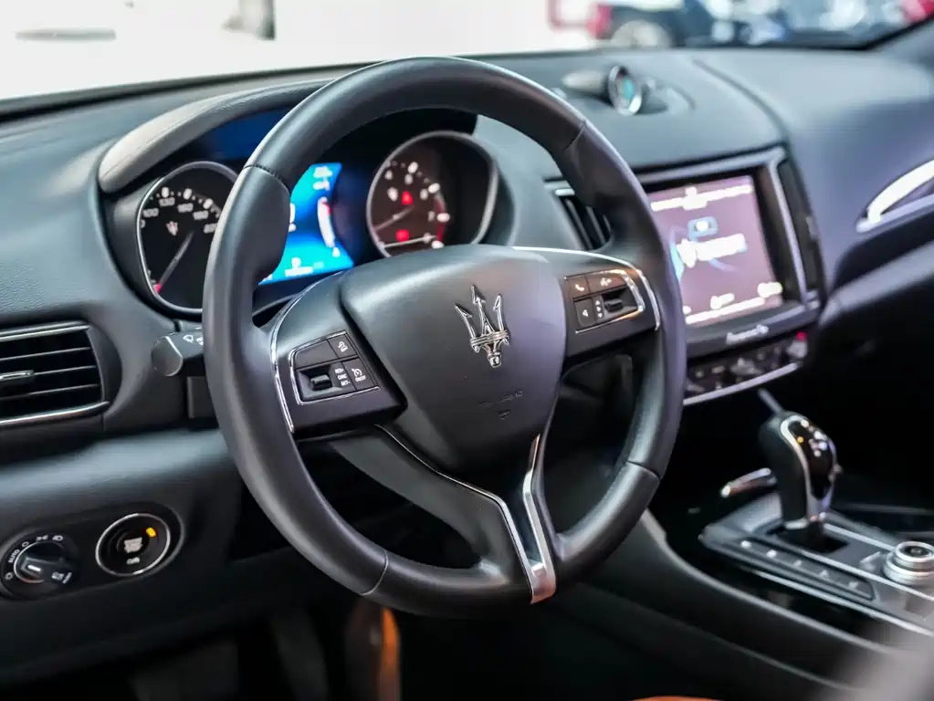 Levante 3.0 T Classic