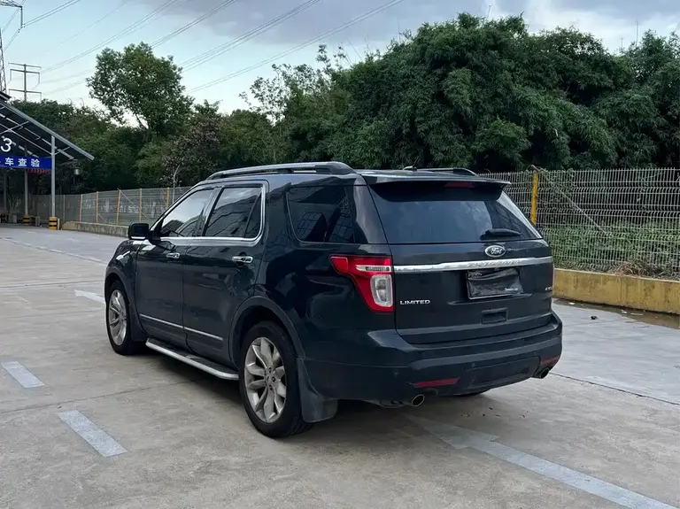 Ford Explorer (Import) 3.5 L Premium