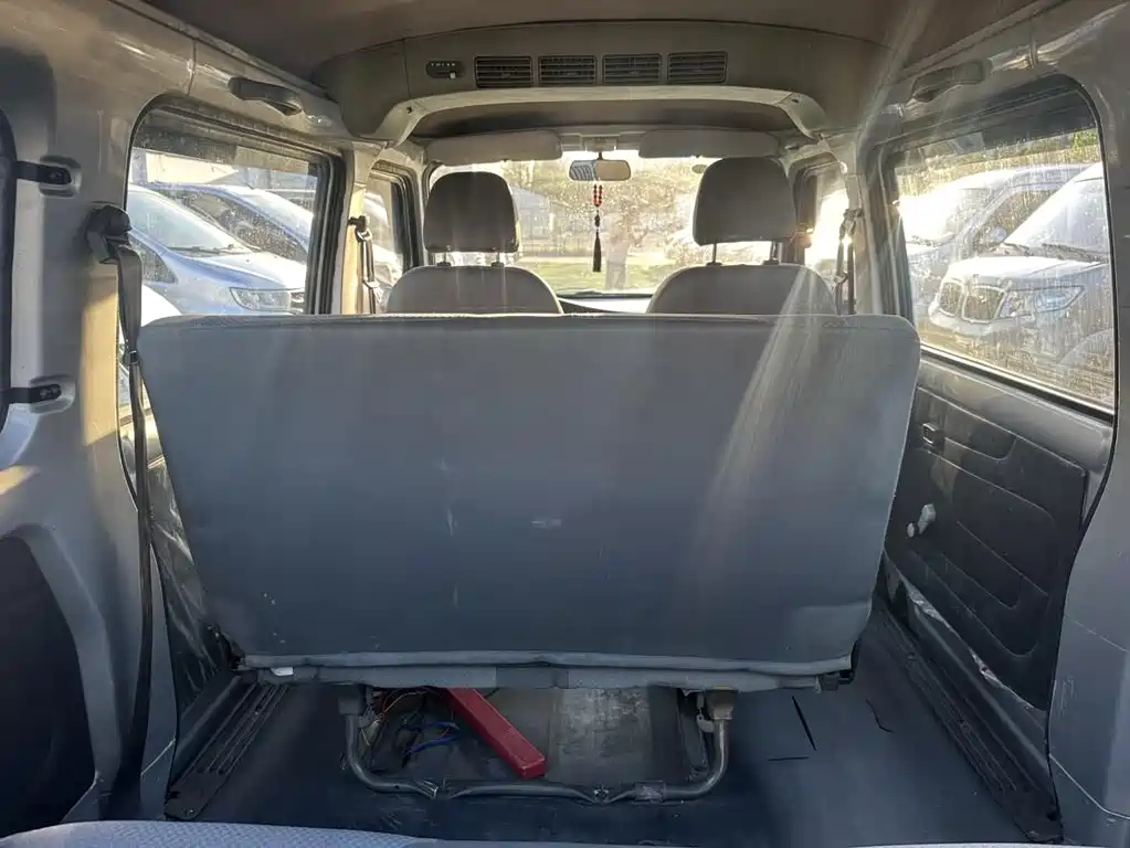 Wuling Rongguang 1.2 L Basic