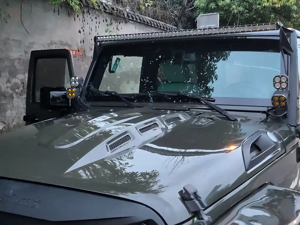 Wrangler 2.8 TD Sahara 4-door Comfort Enjoyment