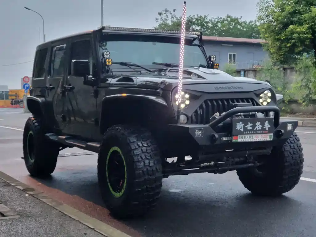Wrangler 2.8 TD Sahara 4-door Comfort Enjoyment
