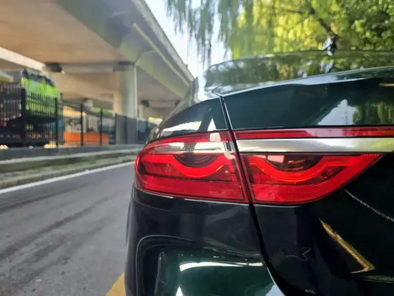 Jaguar XFL XFL 2.0 T P250 2 WD Premium Luxury