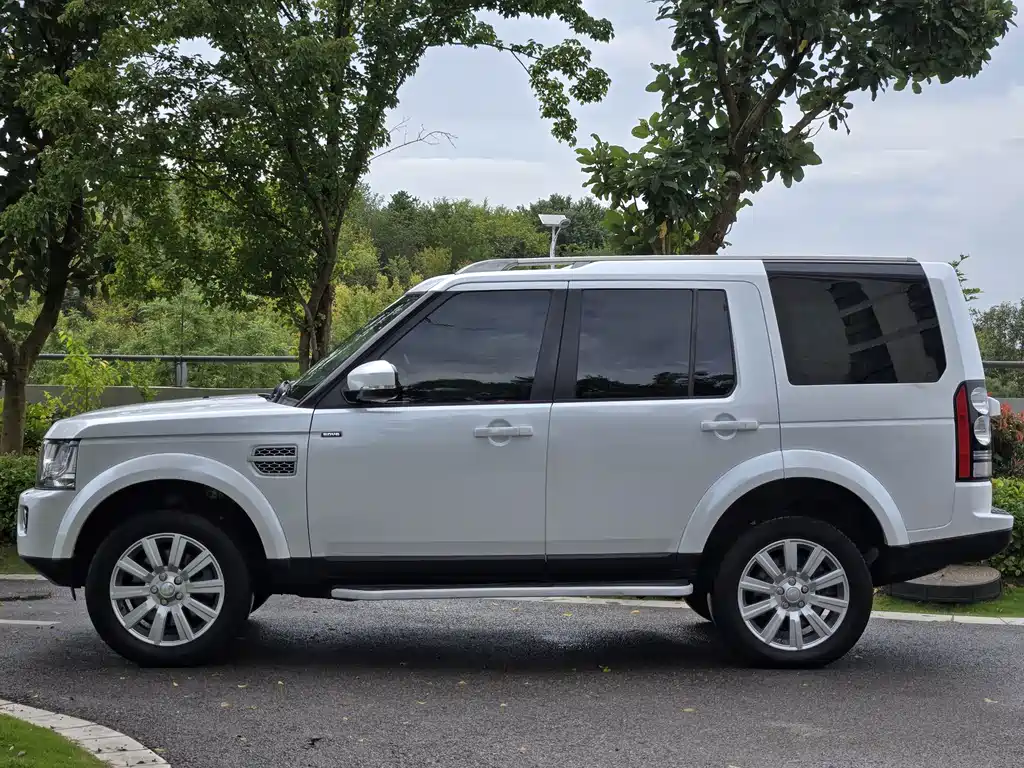 Discovery 3.0 SDV6 HSE Diesel