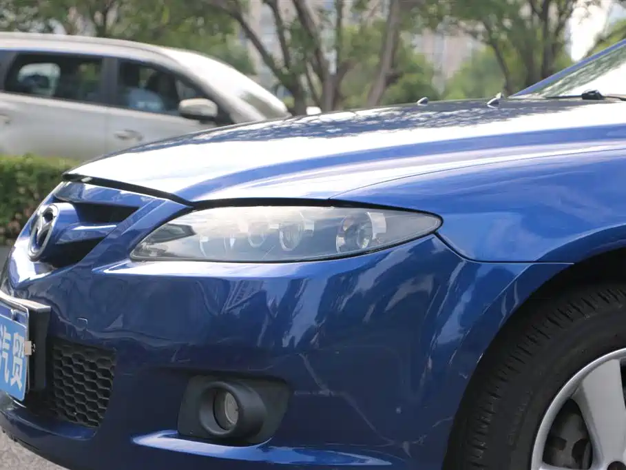 Mazda 6 Coupe 2.3 L Manual