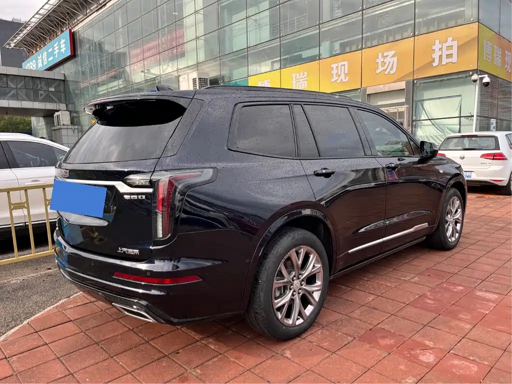 Cadillac XT6 Facelift 28 T 6-seat 4 WD Leading Sport
