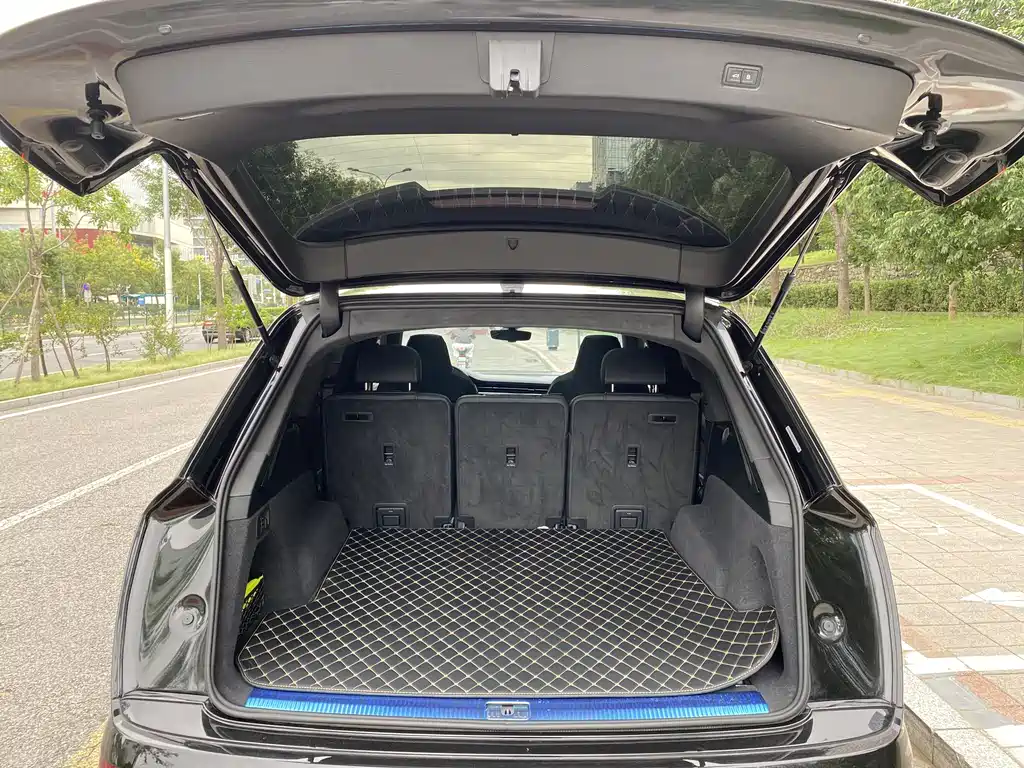 Audi SQ7 4.0 TFSI