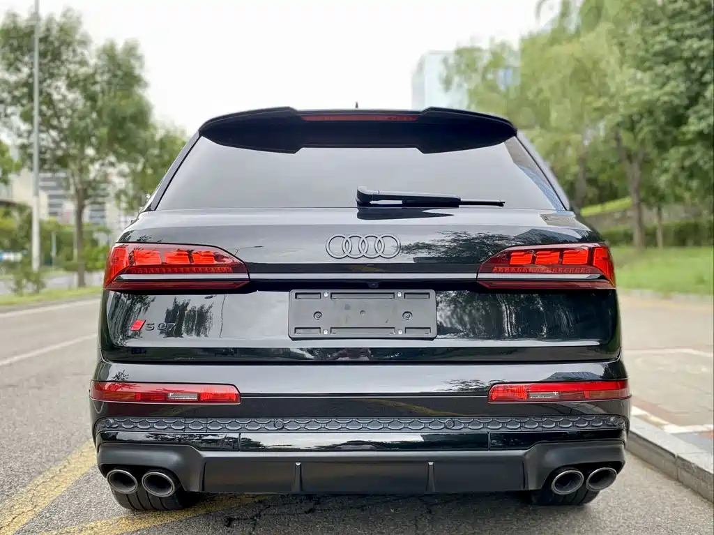Audi SQ7 4.0 TFSI