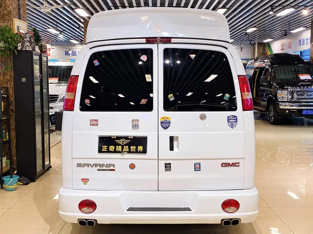 SAVANA 5.3 L G660 S 4 WD Elegant Supreme