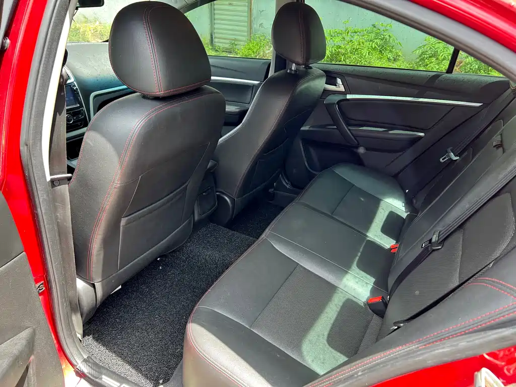 Emgrand Sedan 1.5 L Manual Upward