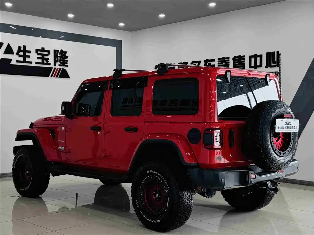 Wrangler 2.0 T Sahara 4-door