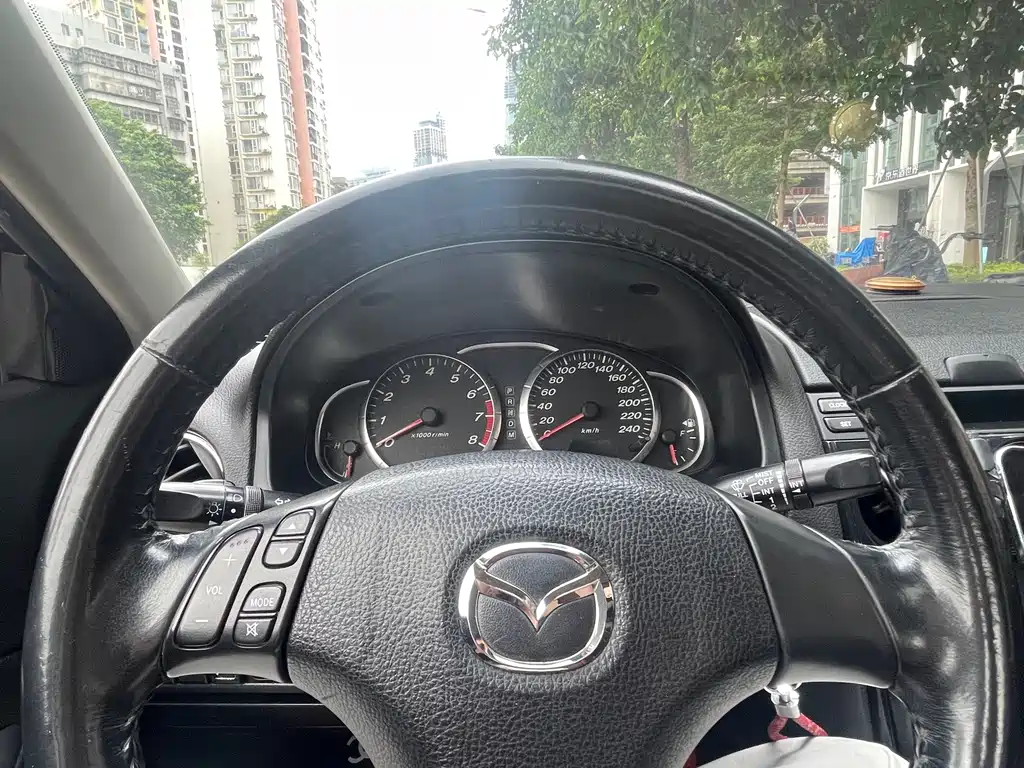 Mazda 6 2.0 L Auto Fashion