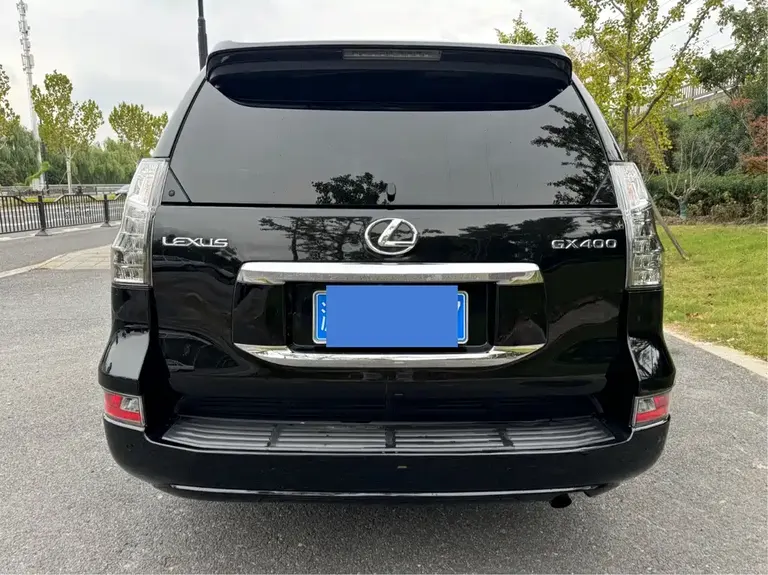 Lexus GX 400 Distinguished