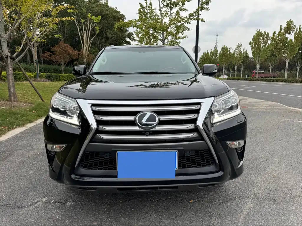 Lexus GX 400 Distinguished