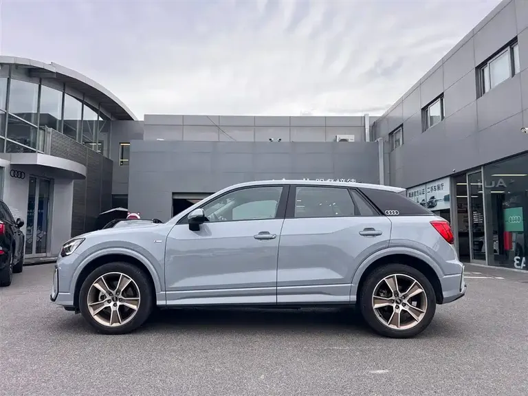 Audi Q2 L Facelift 35 TFSI Fashion Dynamic