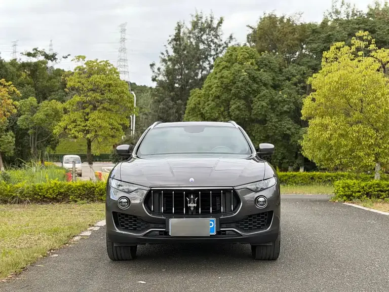 Maserati Levante 3.0 T Standard