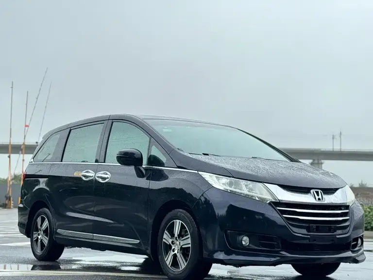 Honda Odyssey Facelift 2.4 L Comfort