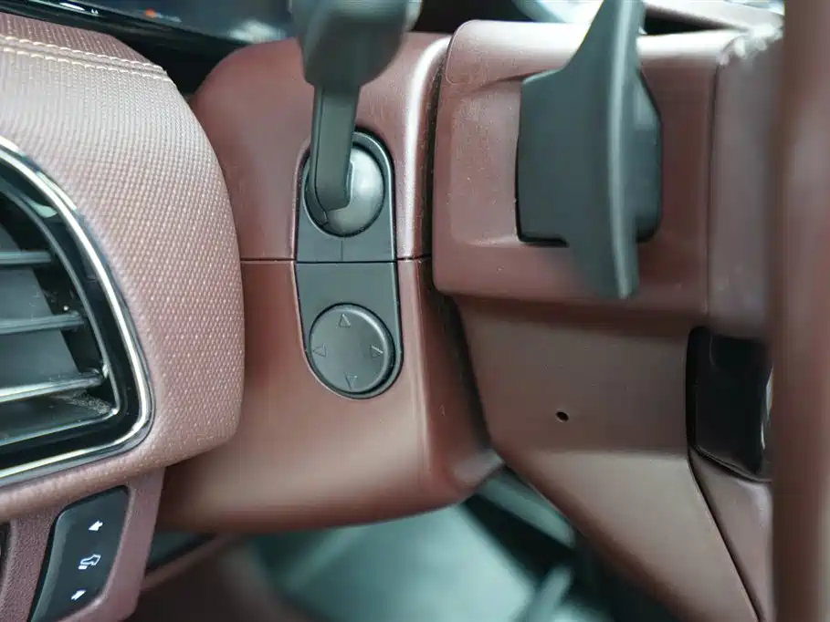Navigator 3.5 T President Series