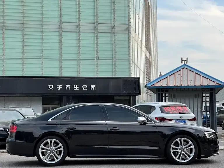 Audi S8 S8 4.0 TFSI quattro